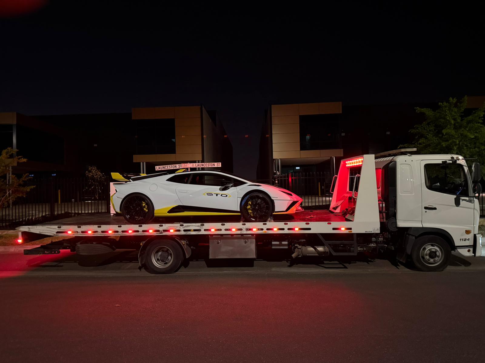 Prestige car towing service